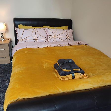 Crystal Suite 4 - Private Parking - Metro นอร์ทชีลด์ส ภายนอก รูปภาพ