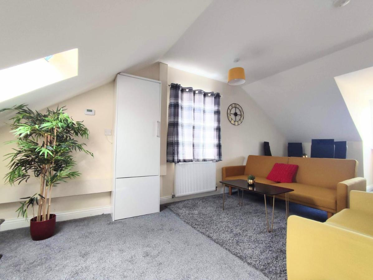 Crystal Suite 4 - Private Parking - Metro นอร์ทชีลด์ส ภายนอก รูปภาพ