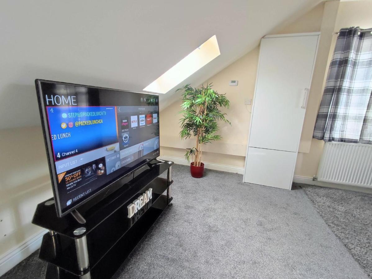 Crystal Suite 4 - Private Parking - Metro นอร์ทชีลด์ส ภายนอก รูปภาพ