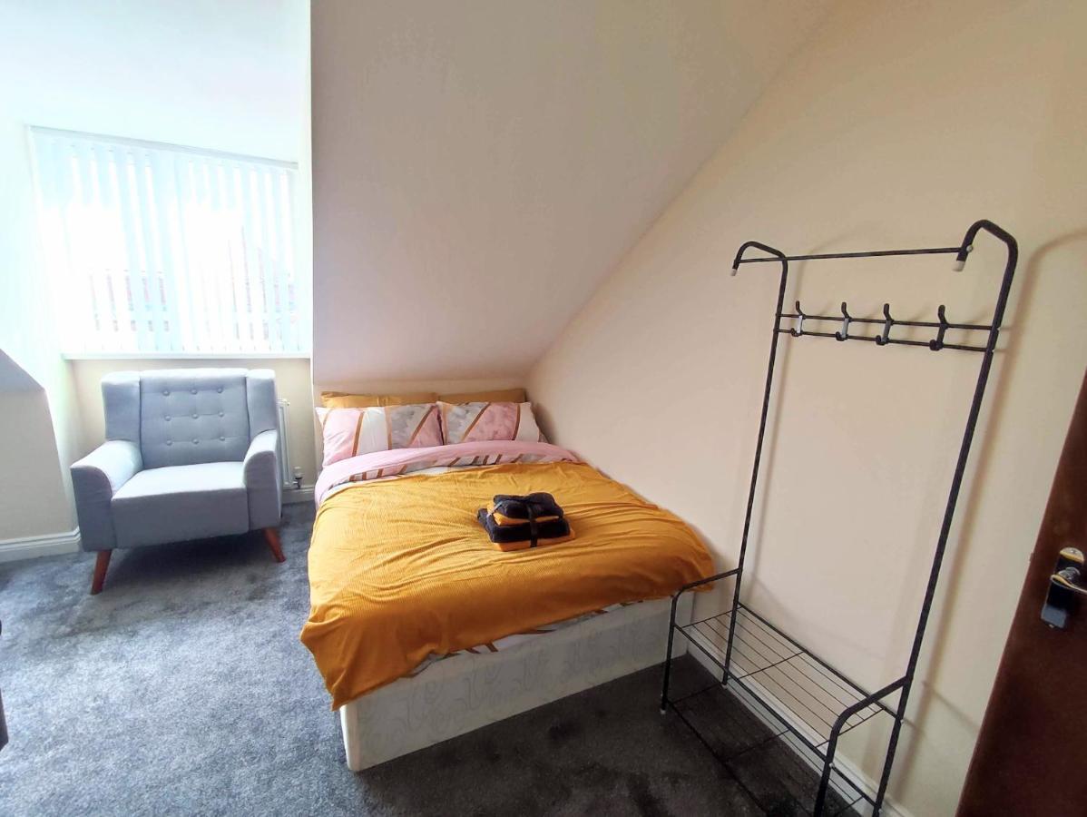 Crystal Suite 4 - Private Parking - Metro นอร์ทชีลด์ส ภายนอก รูปภาพ