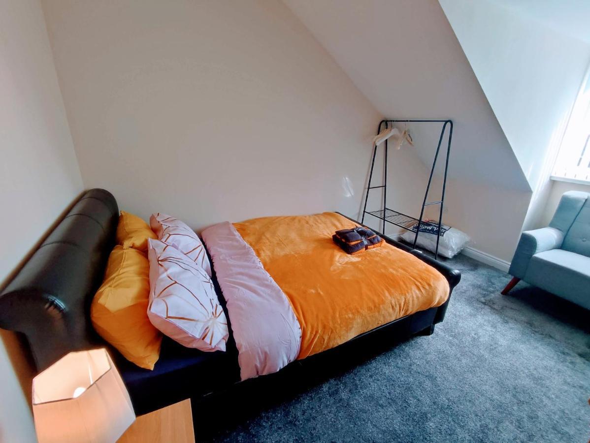 Crystal Suite 4 - Private Parking - Metro นอร์ทชีลด์ส ภายนอก รูปภาพ